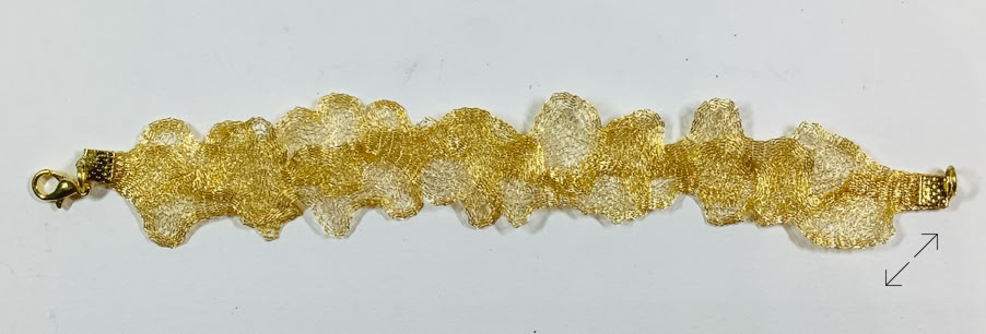 armband, bracelet, titaan wire mesh 6mm, 2 x , goudkleurig, goudkleurig         slotje, Amazoniet, Danarts